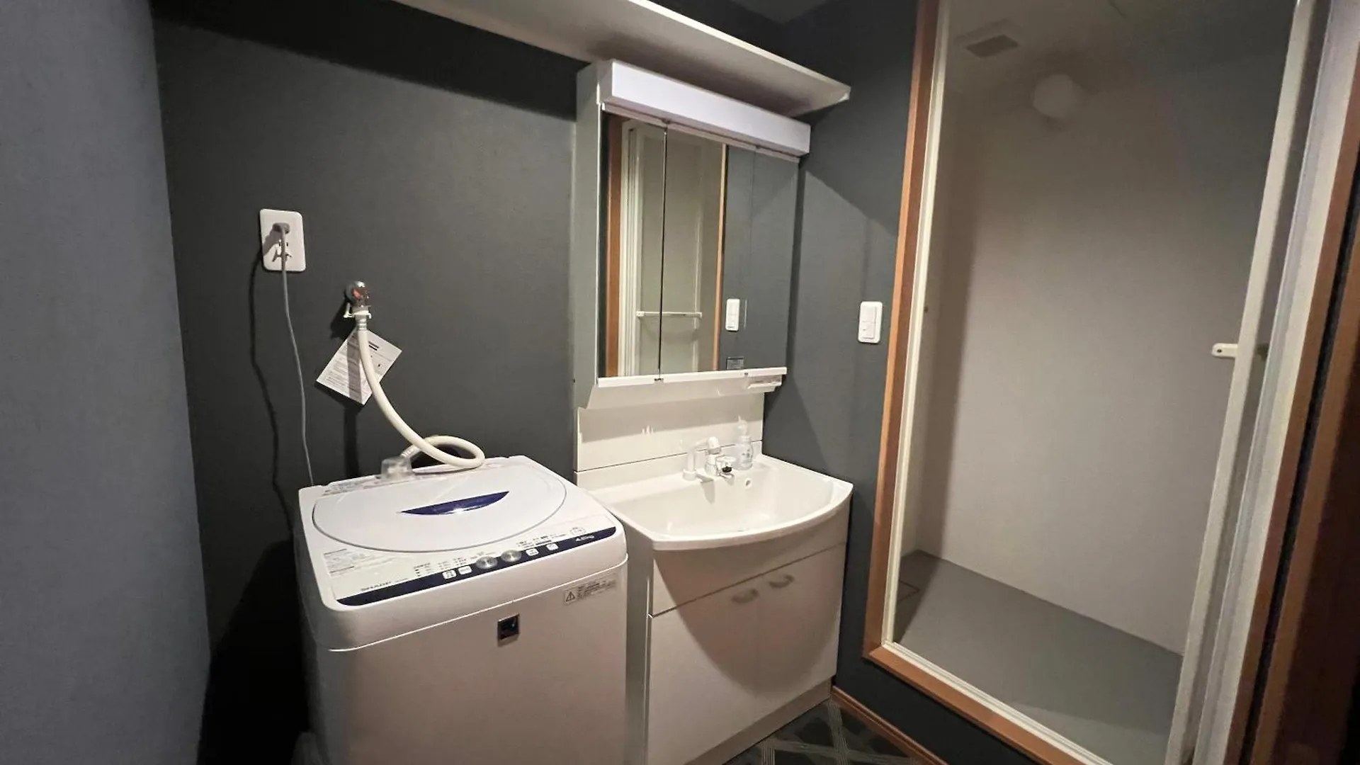 大阪京橋-山嵐居101 Apartment Japan